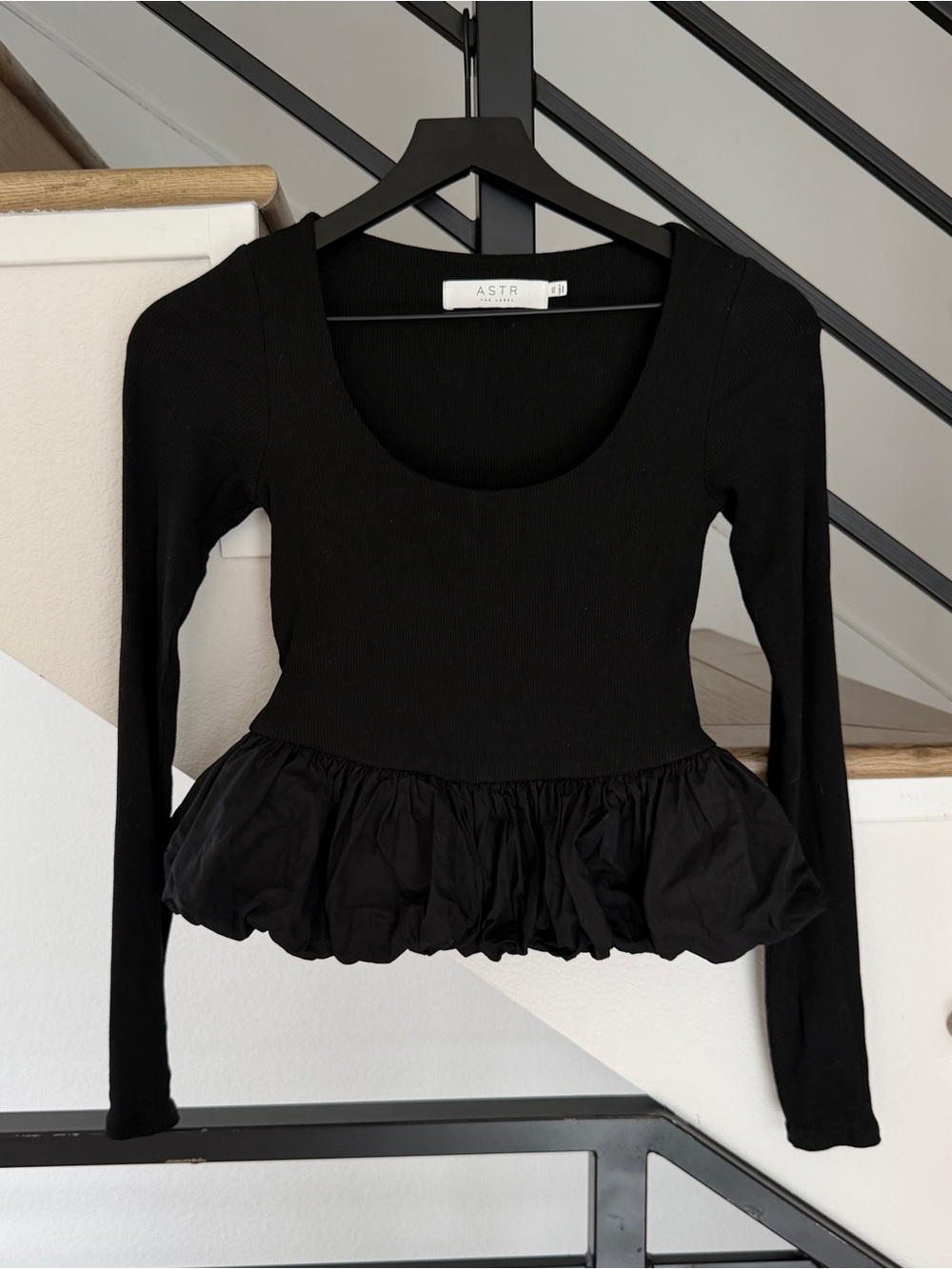 ASTR The Label Bubble Hem Peplum Top